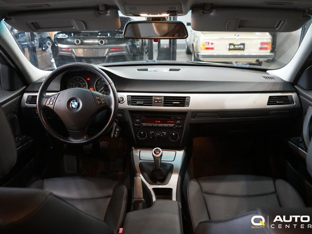 2007 BMW 3 Series 323i - 23055995 - 11