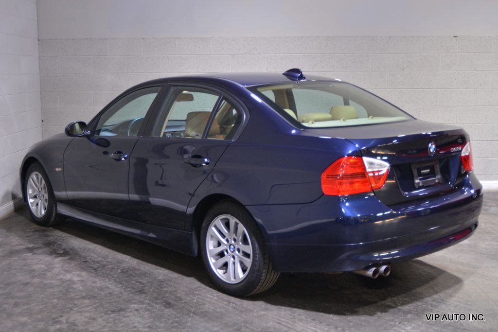 2007 BMW 3 Series 328i - 22545935 - 40