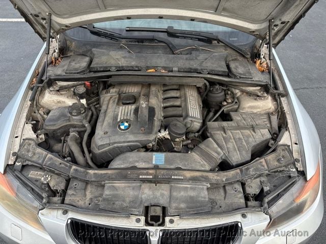 2007 BMW 3 Series 328xi - 22975962 - 19