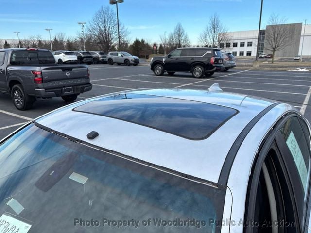 2007 BMW 3 Series 328xi - 22975962 - 5