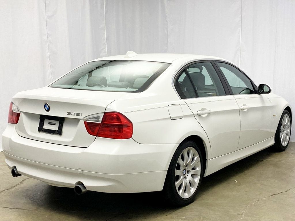 2007 BMW 3 Series 335i - 22608462 - 9