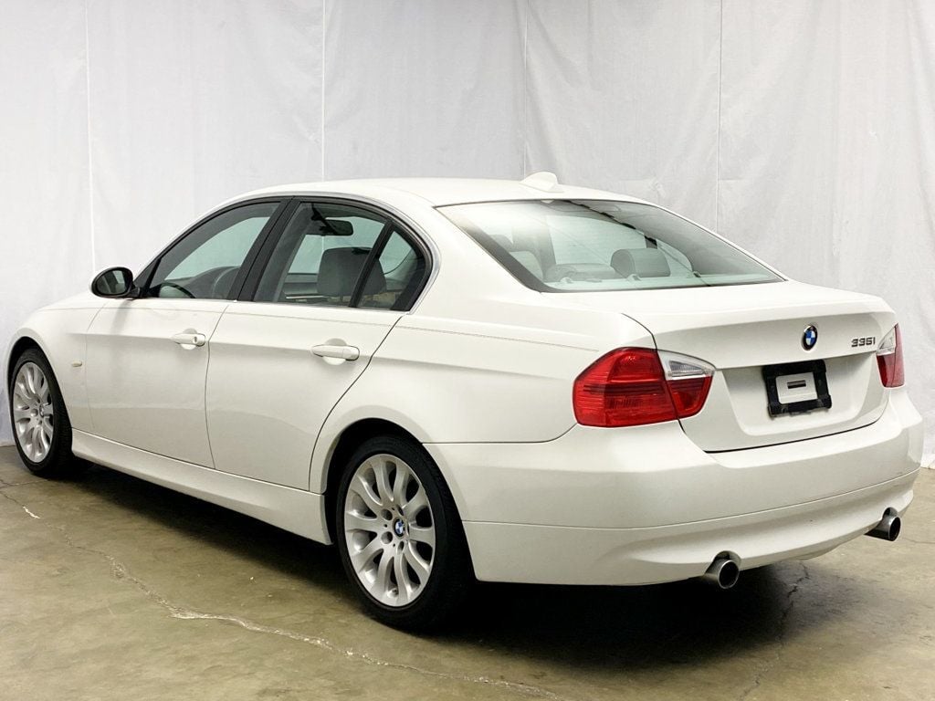 2007 BMW 3 Series 335i - 22608462 - 10