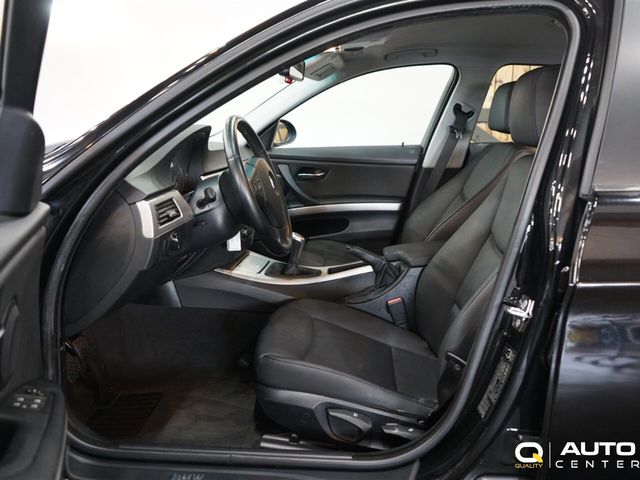 2007 BMW 3 Series 4dr Sdn 323i RWD - 23055995 - 10