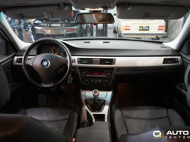 2007 BMW 3 Series 4dr Sdn 323i RWD - 23055995 - 11