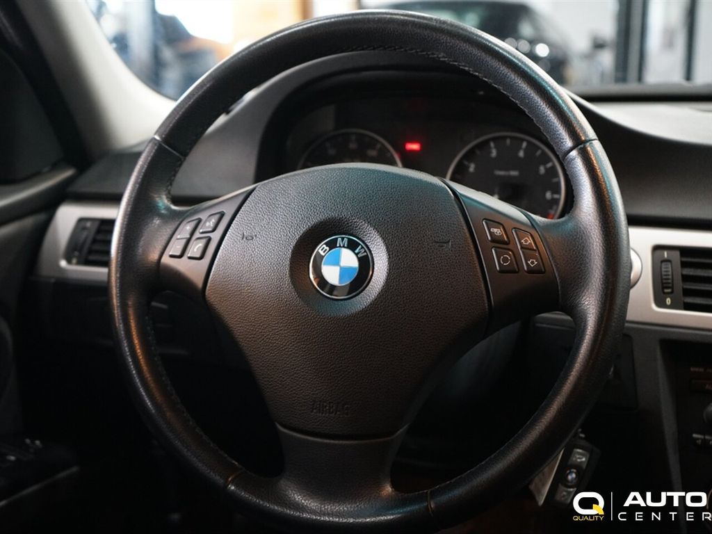 2007 BMW 3 Series 4dr Sdn 323i RWD - 23055995 - 12