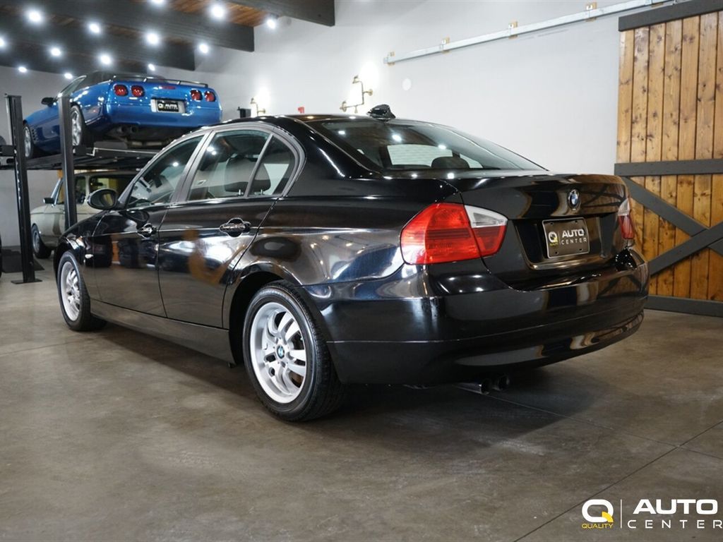 2007 BMW 3 Series 4dr Sdn 323i RWD - 23055995 - 5