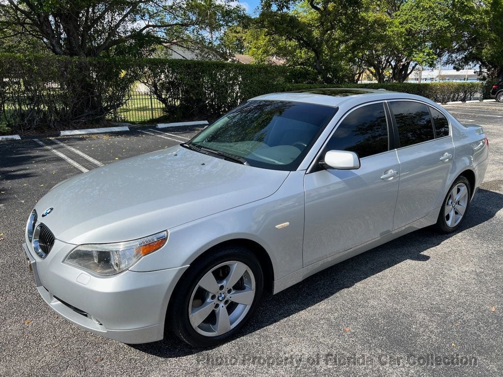 2007 BMW 5 Series 525xi AWD Premium - 21904043 - 0