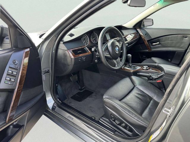 2007 BMW 5 Series 530xi - 23029815 - 12