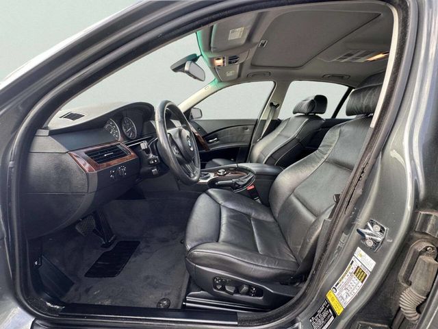 2007 BMW 5 Series 530xi - 23029815 - 14