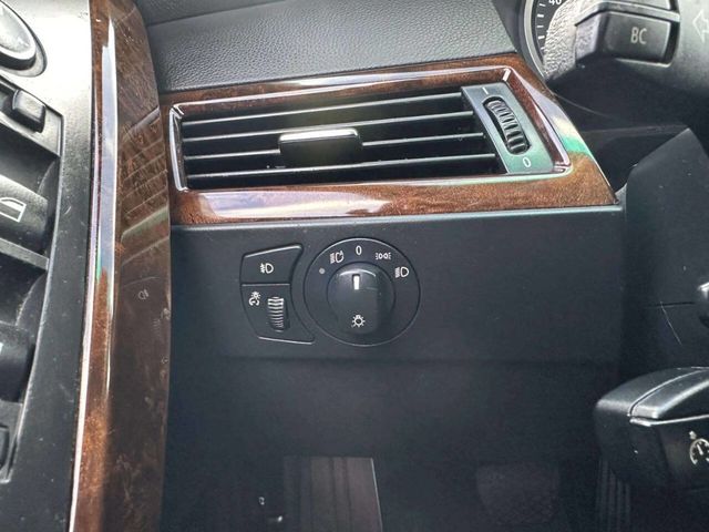 2007 BMW 5 Series 530xi - 23029815 - 26
