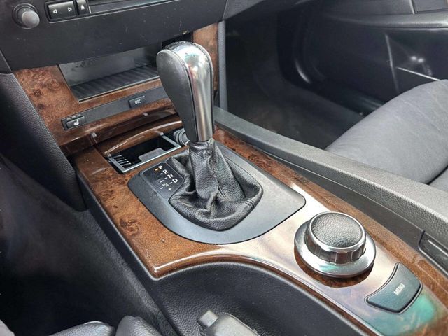 2007 BMW 5 Series 530xi - 23029815 - 30