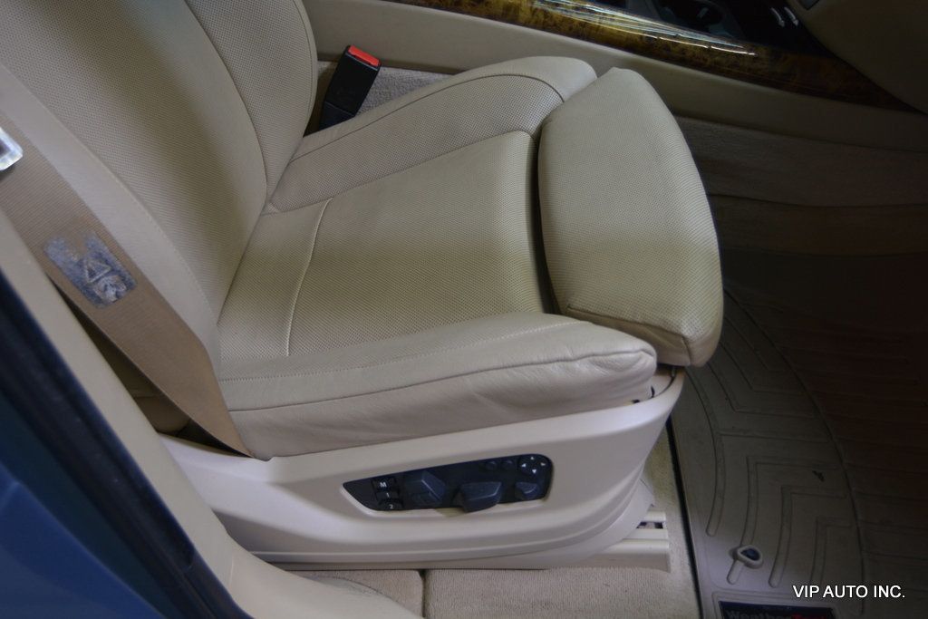 2007 BMW X5 4.8i - 22944214 - 17