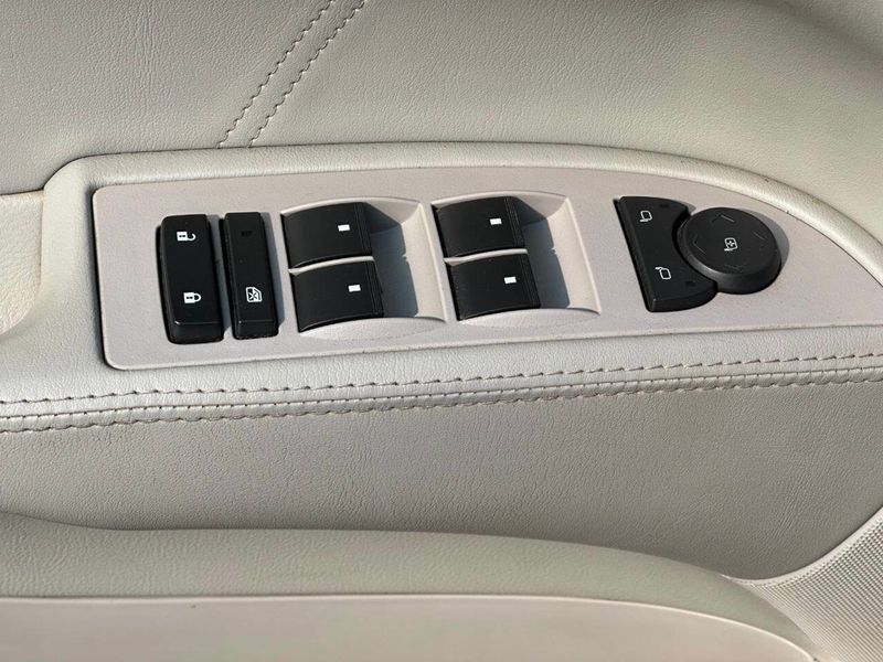 2007 Buick Lucerne 4dr Sedan V6 CXL - 22901693 - 10