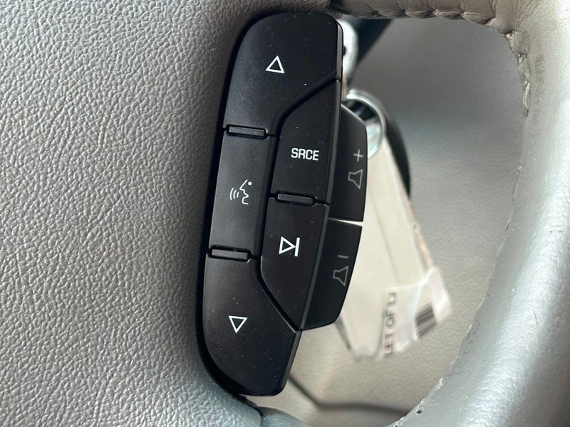 2007 Buick Lucerne 4dr Sedan V6 CXL - 22901693 - 29