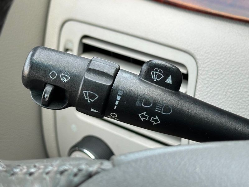 2007 Buick Lucerne 4dr Sedan V6 CXL - 22901693 - 31