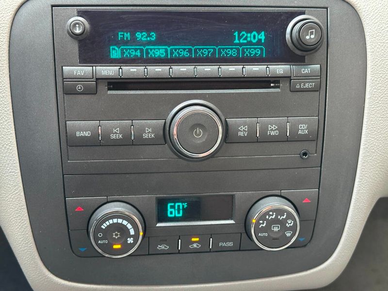 2007 Buick Lucerne 4dr Sedan V6 CXL - 22901693 - 35