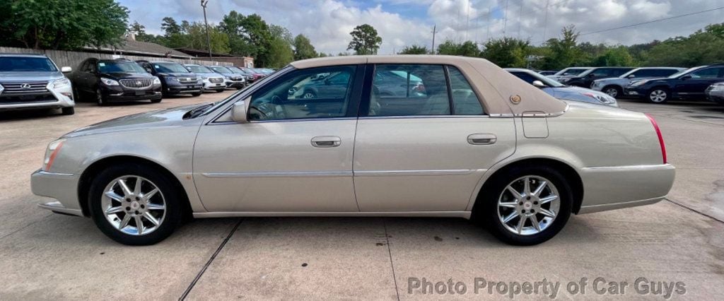 2007 Cadillac DTS 4dr  Sedan DTS - 22172595 - 10