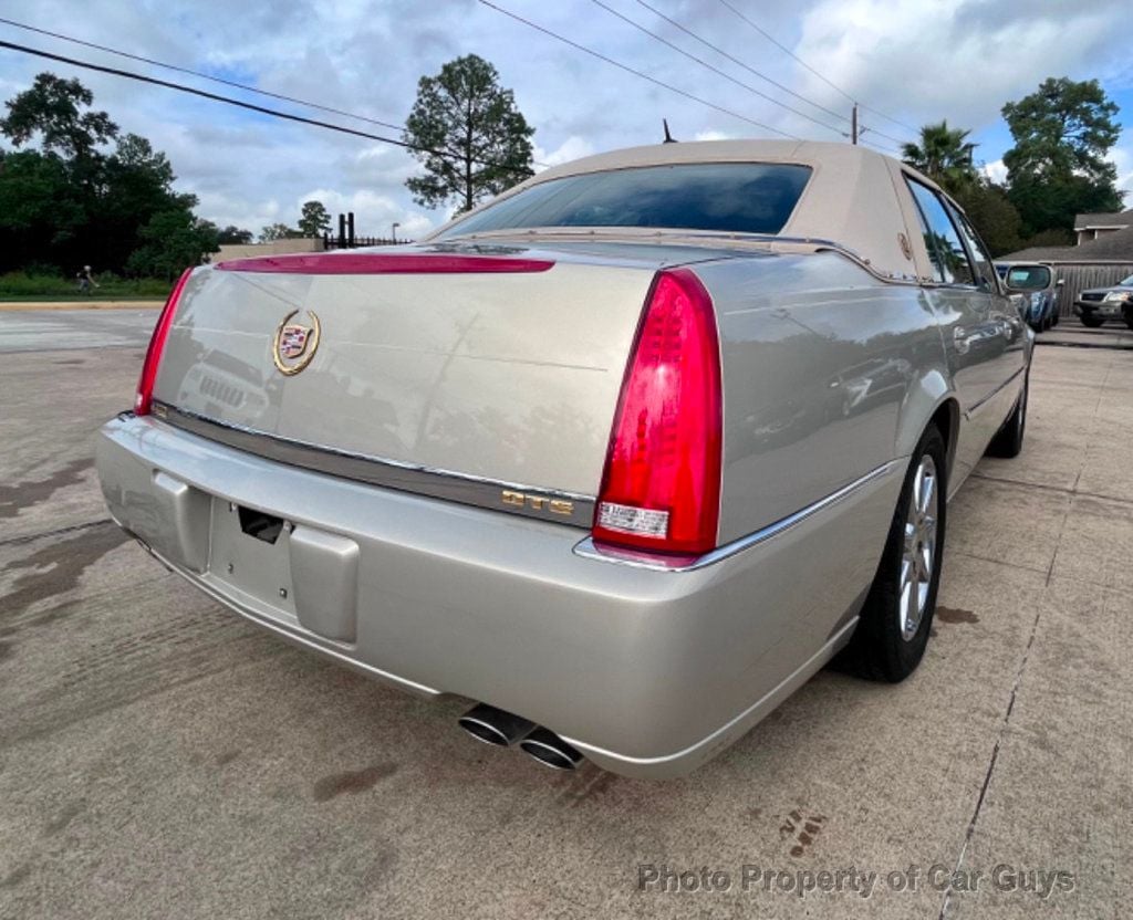 2007 Cadillac DTS 4dr  Sedan DTS - 22172595 - 6