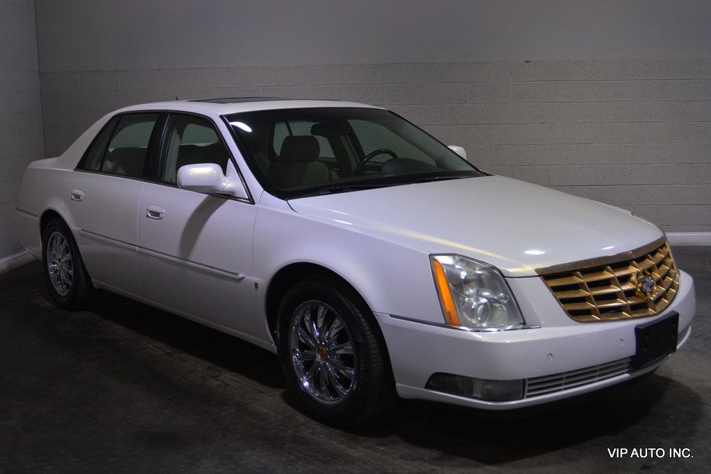 2007 Cadillac DTS 4dr Sedan Luxury I - 22310591 - 0