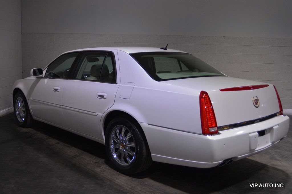 2007 Cadillac DTS 4dr Sedan Luxury I - 22310591 - 36