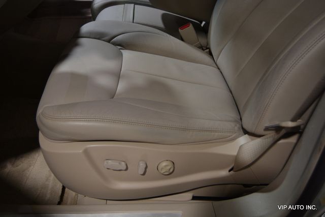 2007 Cadillac DTS 4dr Sedan Luxury I - 22905750 - 16