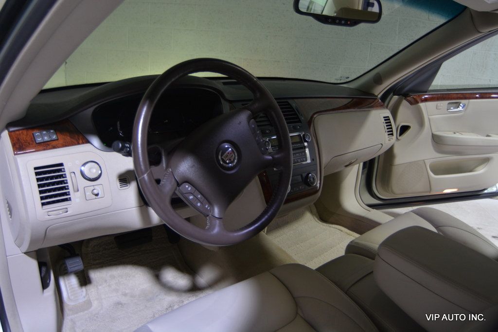 2007 Cadillac DTS 4dr Sedan V8 - 22905750 - 10