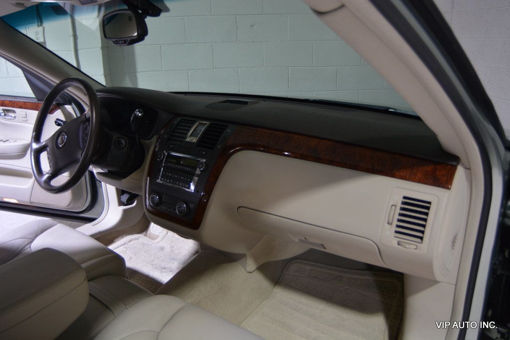 2007 Cadillac DTS 4dr Sedan V8 - 22905750 - 11