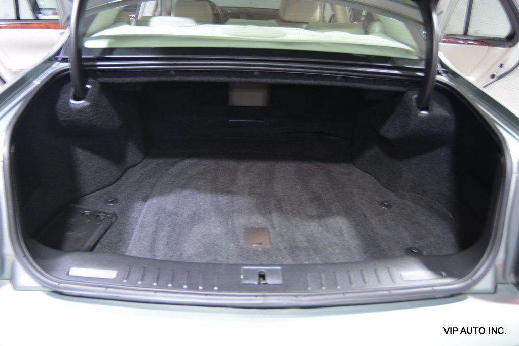 2007 Cadillac DTS 4dr Sedan V8 - 22905750 - 32