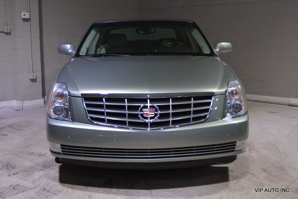 2007 Cadillac DTS 4dr Sedan V8 - 22905750 - 4
