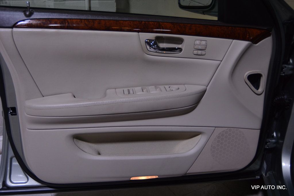 2007 Cadillac DTS 4dr Sedan V8 - 22905750 - 8