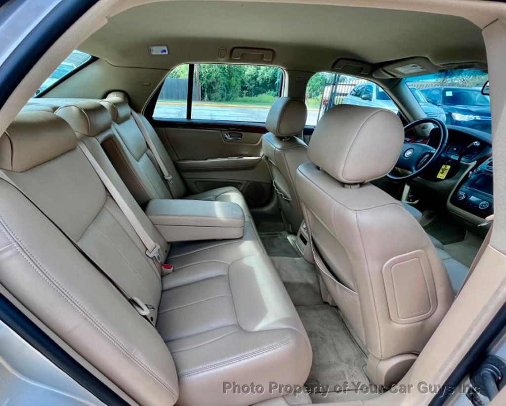 2007 Cadillac DTS Clean loaded and well maintained - 22172595 - 23