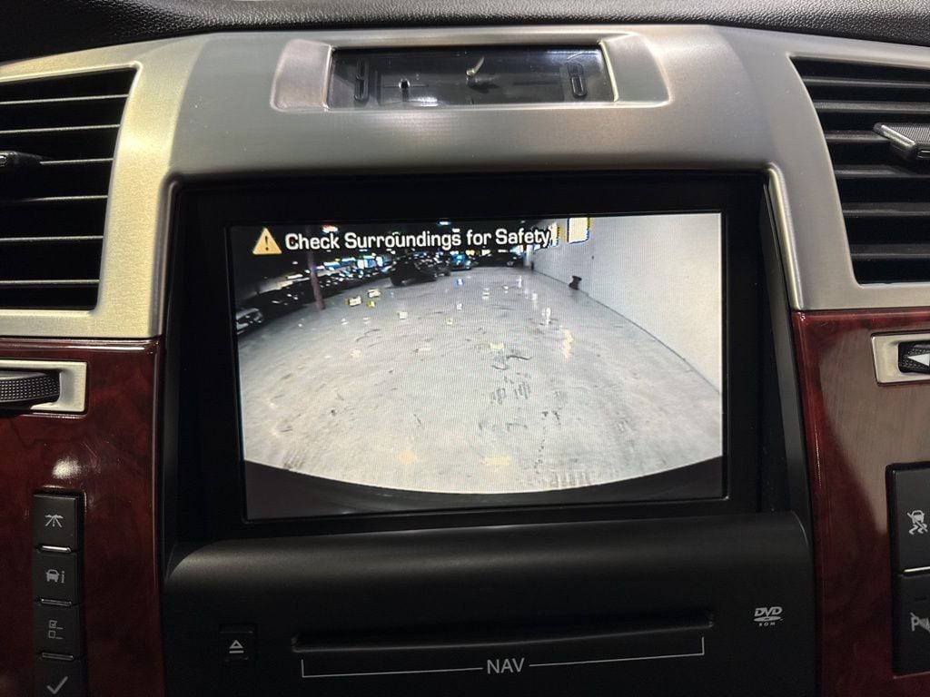 2007 Cadillac Escalade AWD 4dr - 22984279 - 17