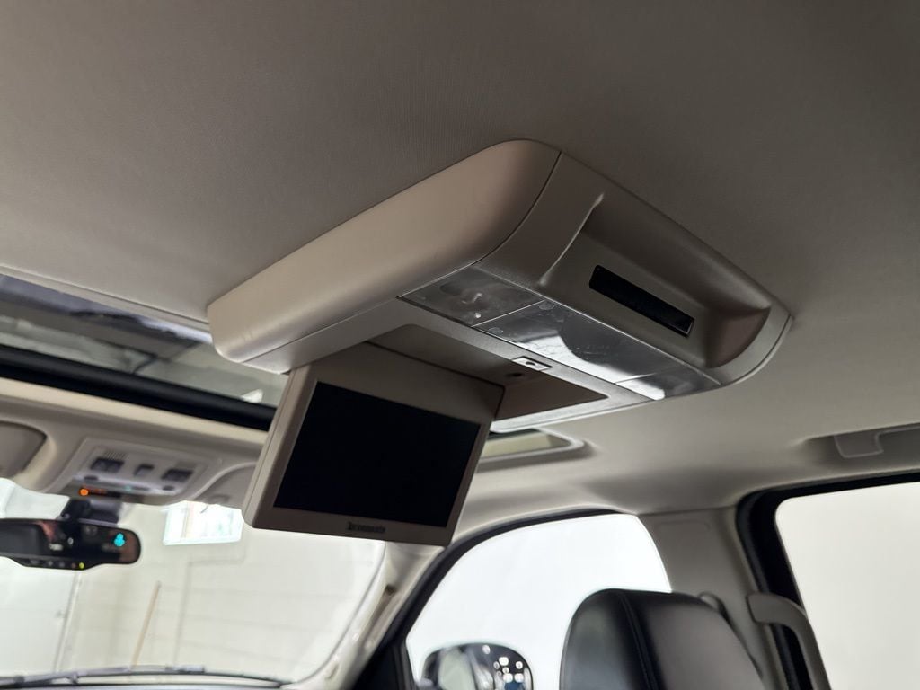 2007 Cadillac Escalade AWD 4dr - 22984279 - 33