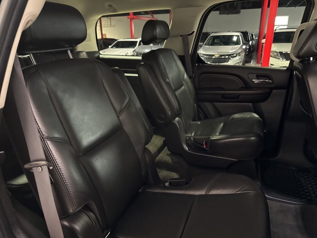 2007 Cadillac Escalade AWD 4dr - 22984279 - 40