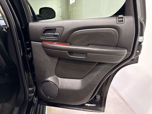 2007 Cadillac Escalade AWD 4dr - 22984279 - 42