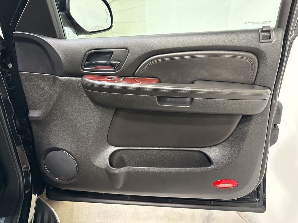 2007 Cadillac Escalade AWD 4dr - 22984279 - 47