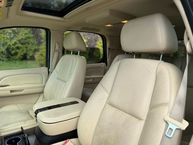 2007 Cadillac Escalade AWD 4dr - 22989957 - 14