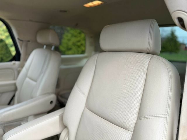 2007 Cadillac Escalade AWD 4dr - 22989957 - 21