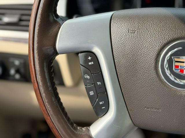 2007 Cadillac Escalade AWD 4dr - 22989957 - 31