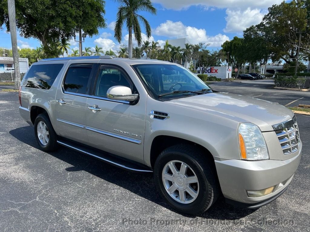 2007 Cadillac Escalade ESV 4WD/AWD Vortec 6.2L V8 - 22126340 - 1