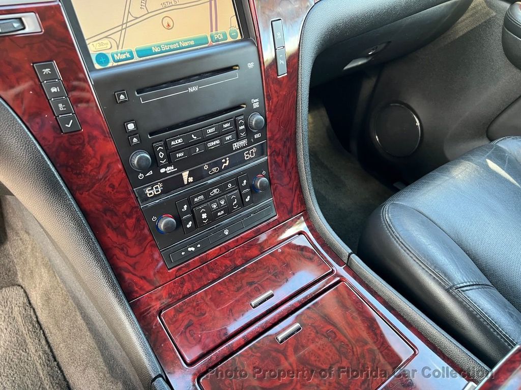 2007 Cadillac Escalade ESV AWD Third Row Navigation - 22126340 - 69