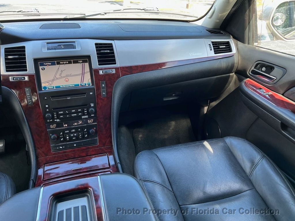 2007 Cadillac Escalade ESV AWD Third Row Navigation - 22126340 - 7