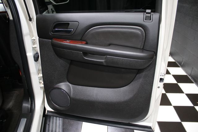 2007 Cadillac Escalade EXT AWD 4dr - 23006504 - 33