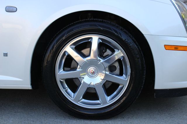 2007 Cadillac STS ULTRA LOW MILES Very Rare Original Southern 615-300-6004 - 23011004 - 39