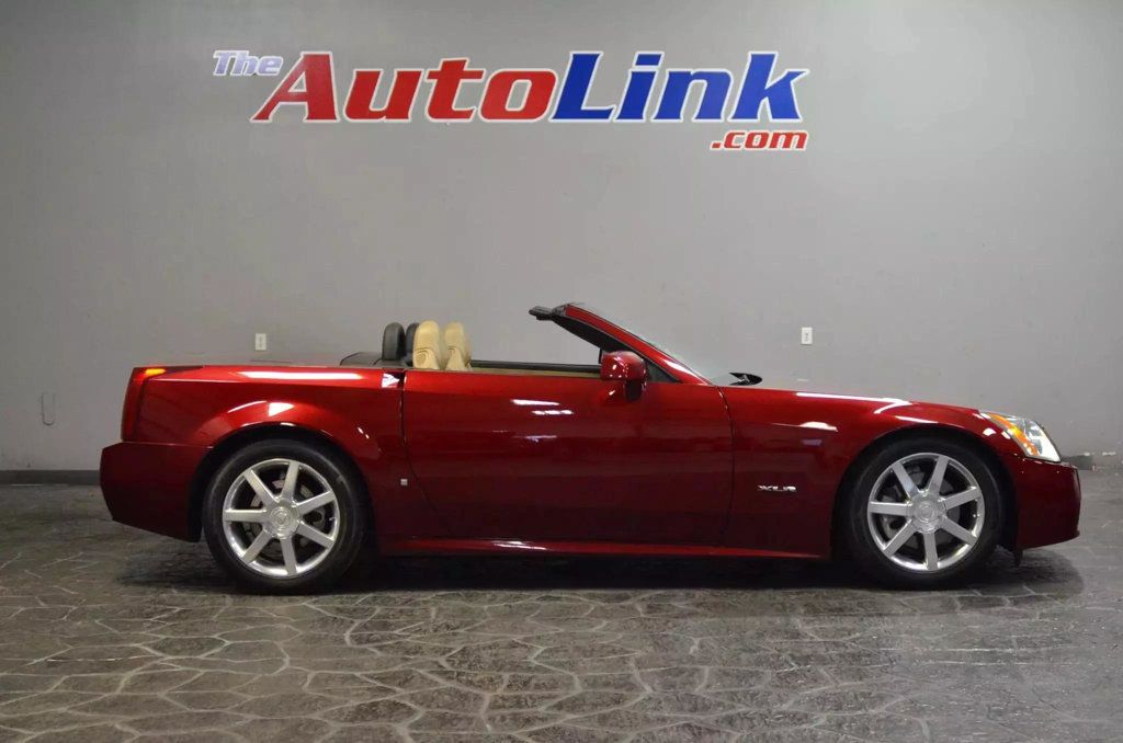 2007 Cadillac XLR Convertible 2D - 22335084 - 16