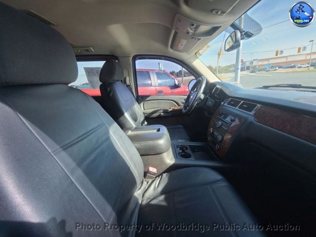 2007 Chevrolet Avalanche 4WD Crew Cab 130" LTZ - 22932329 - 13