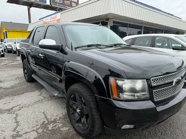 2007 Chevrolet Avalanche 4WD Crew Cab 130" LTZ - 23044392 - 5
