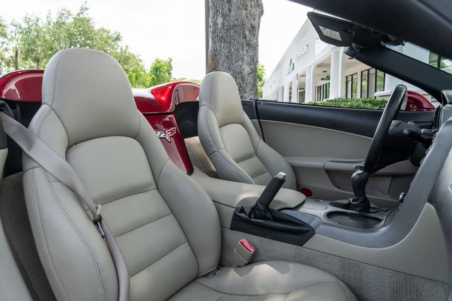 2007 Chevrolet Corvette 2dr Convertible - 23043445 - 22