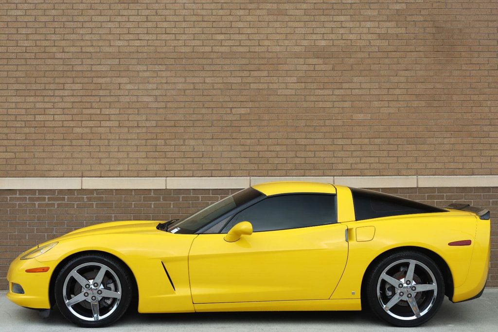 Chevrolet Corvette photo 3