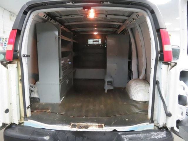 2007 Chevrolet Express Cargo Van 2500 SERIES / 4.8L V8 - 18511802 - 11